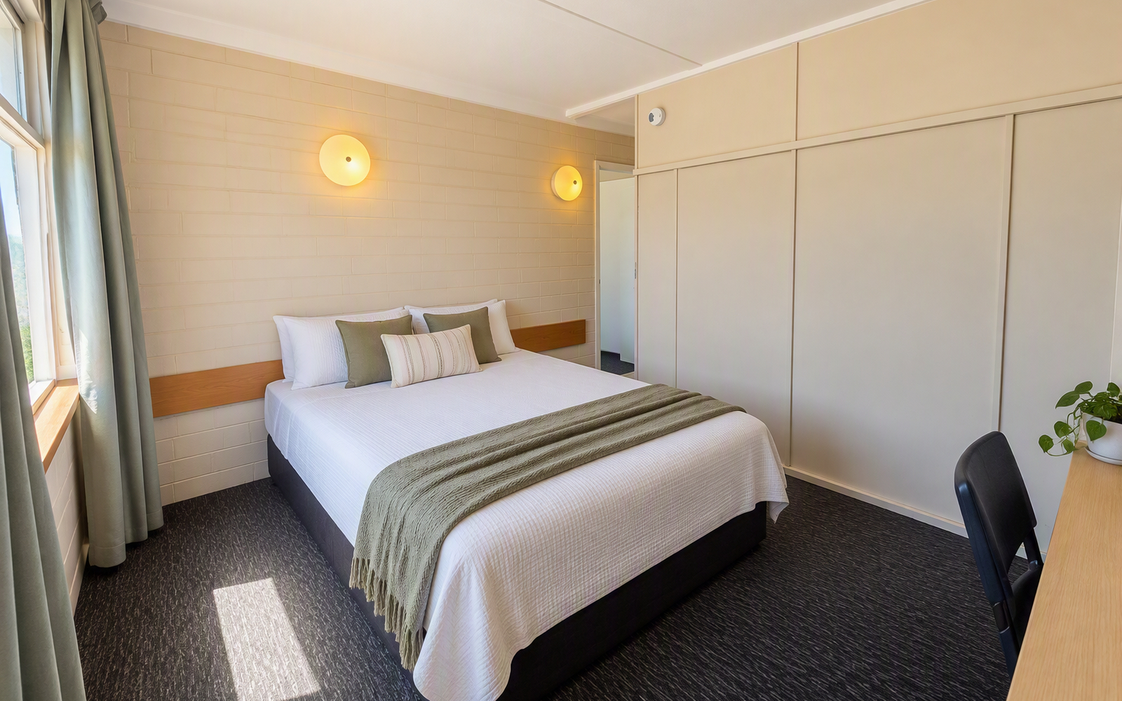 Double motel‑style unit in Canberra Holiday Village
