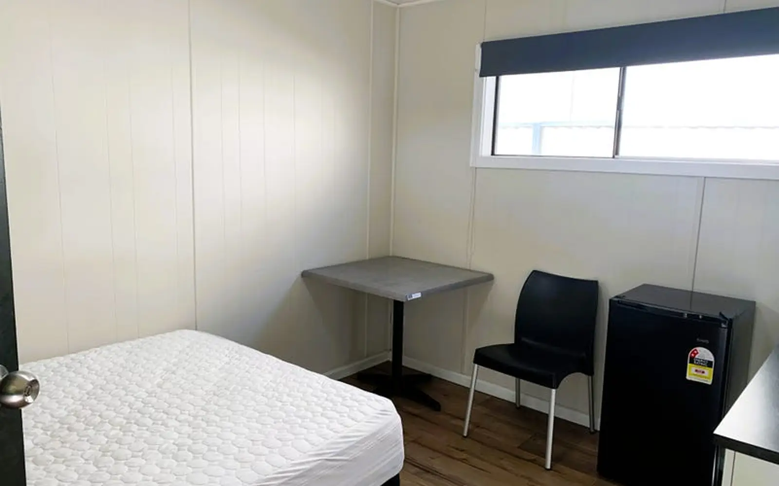 Studio Apartment – Furnished – All Utilities Included